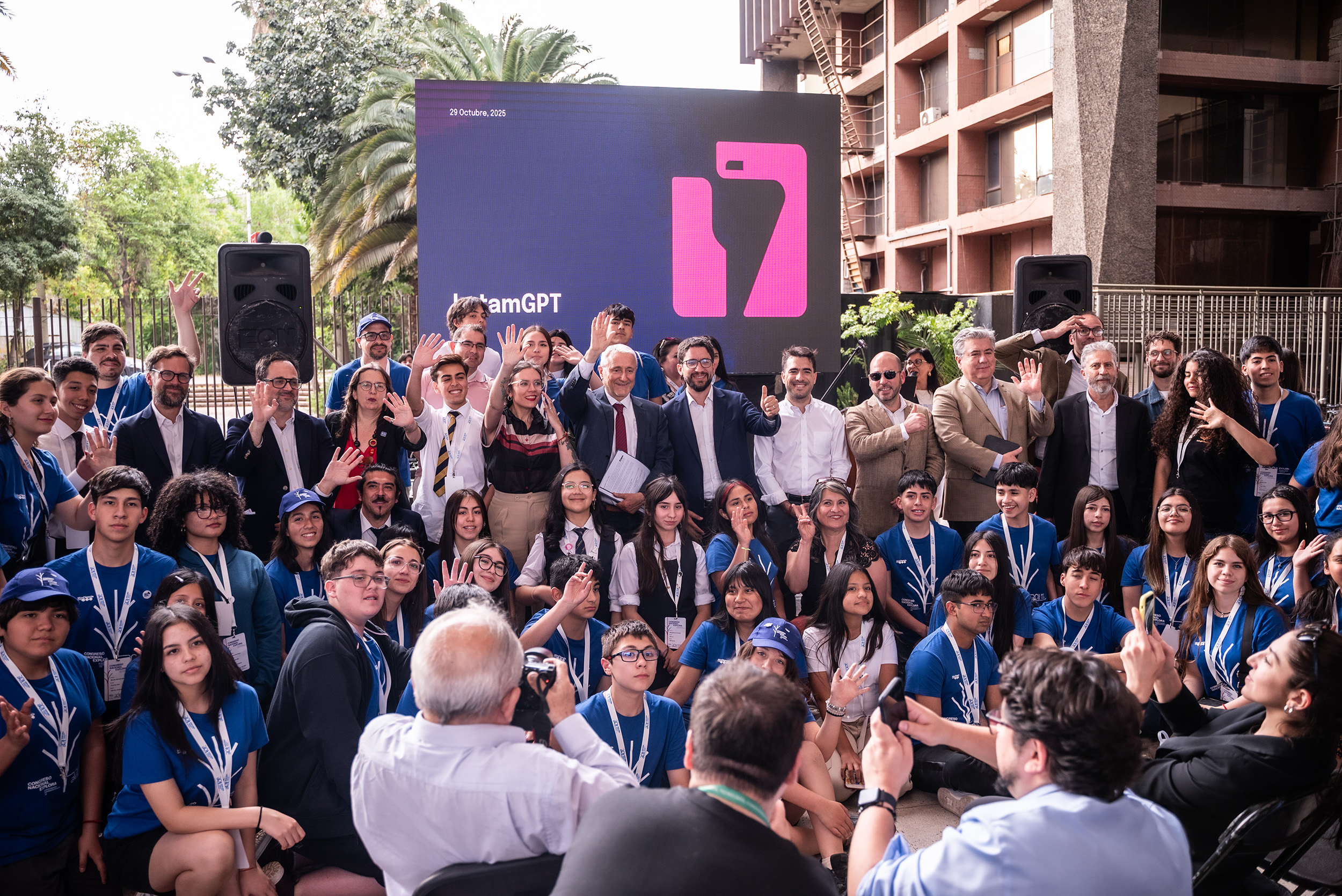 {iIeld title}{/iIeld}